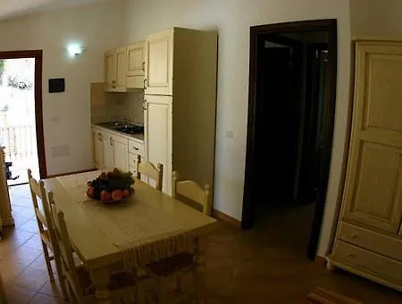Sleeps 4 With Pool And Wifi 巴德希