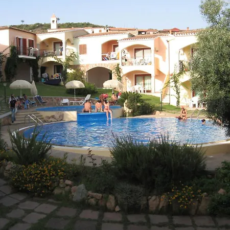 公寓 Sleeps 4 With Pool And Wifi *